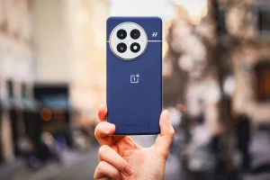 oneplus-13-2025-300x200 Top 10 Smartphones of 2025 – Full Comparison & Real Review